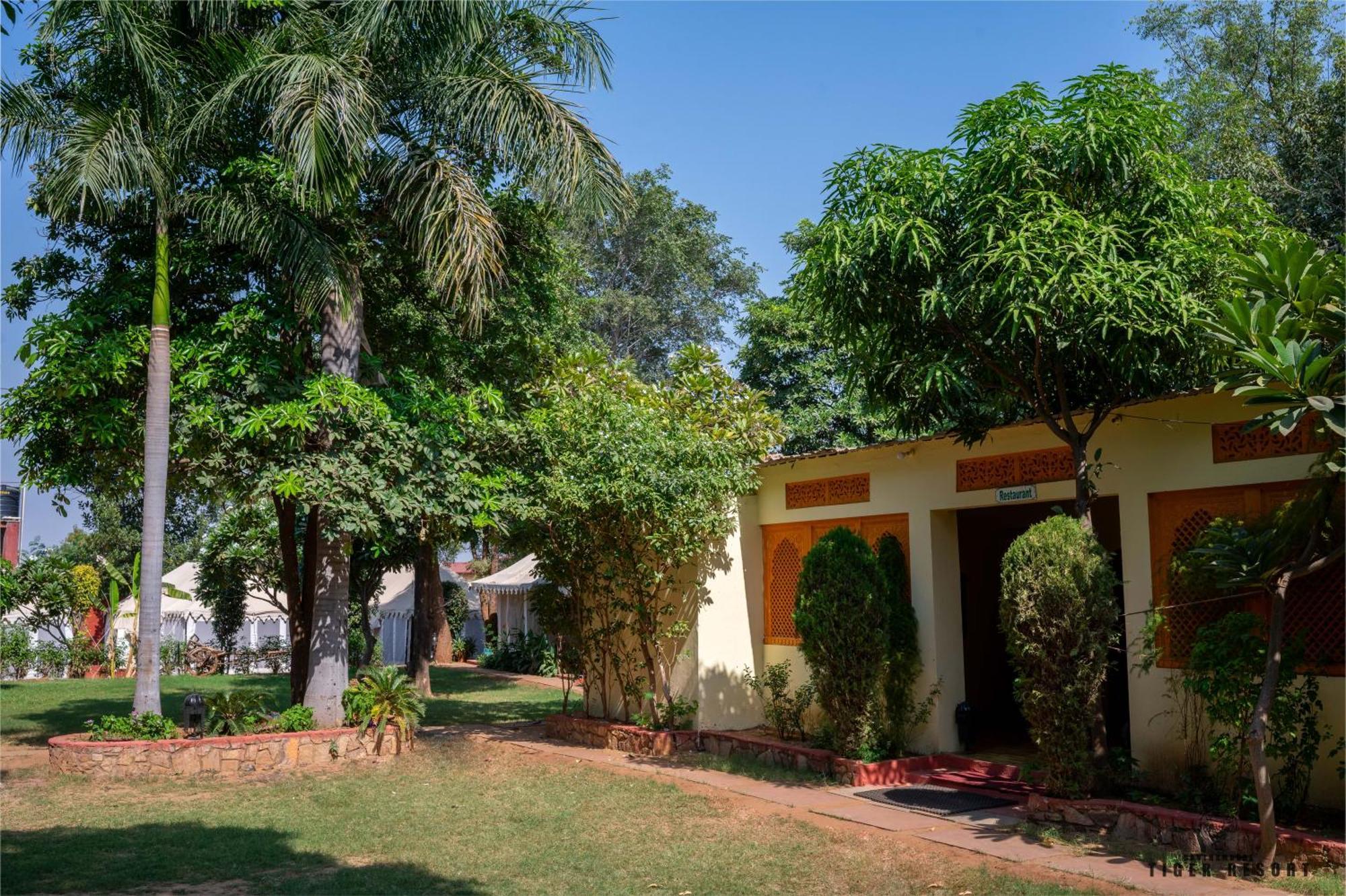 Ranthambore Tiger Resort Sawai Madhopur Luaran gambar