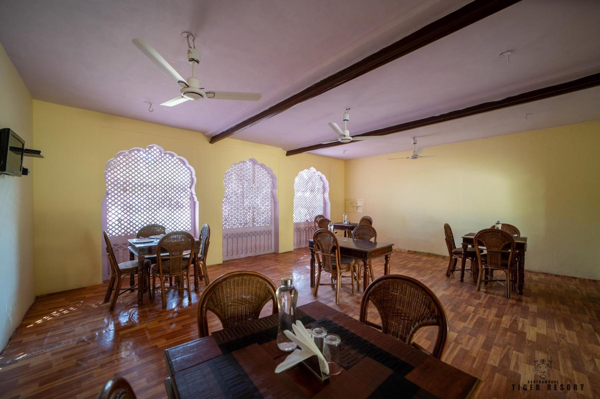 Ranthambore Tiger Resort Sawai Madhopur Luaran gambar