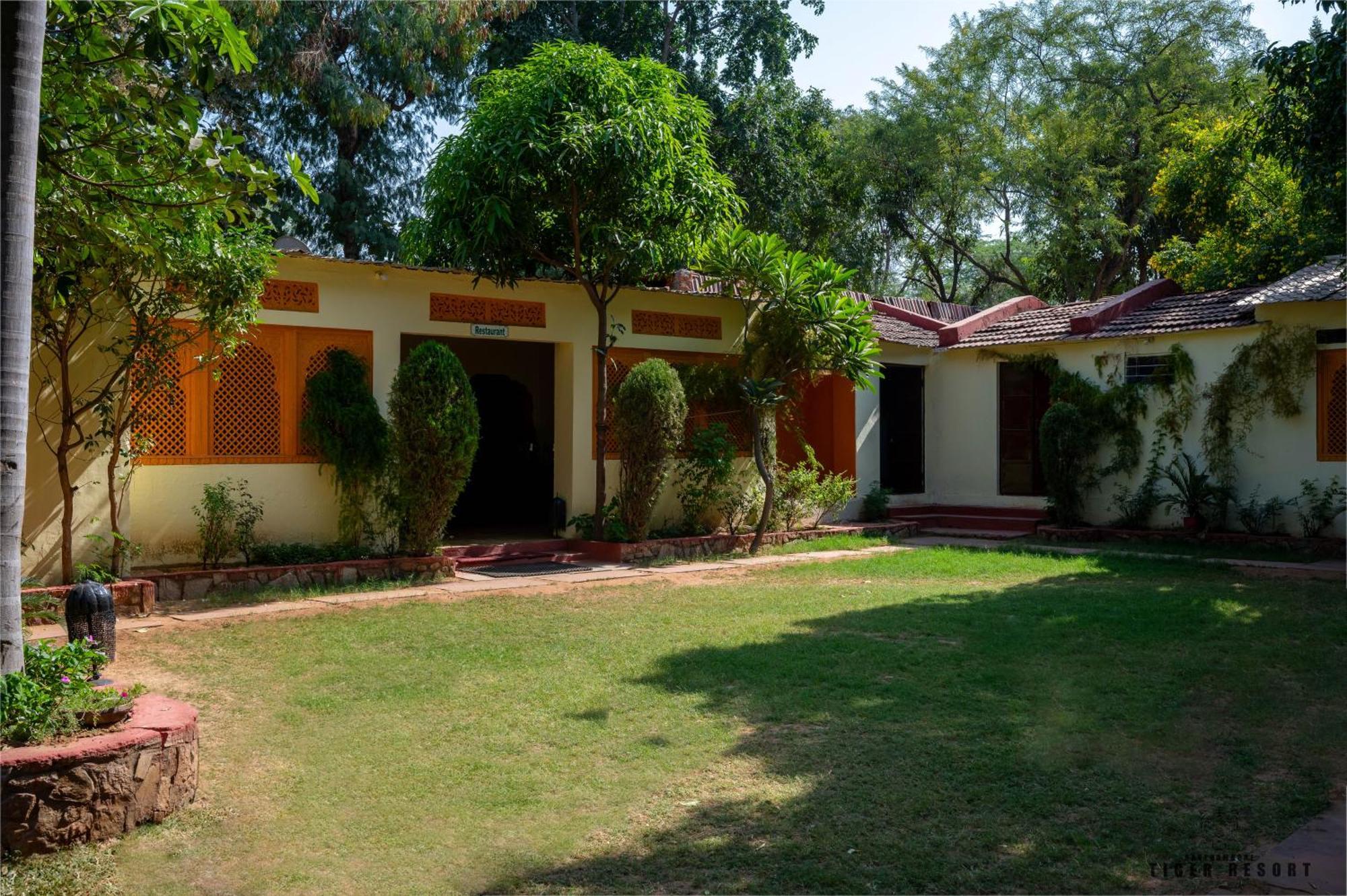 Ranthambore Tiger Resort Sawai Madhopur Luaran gambar